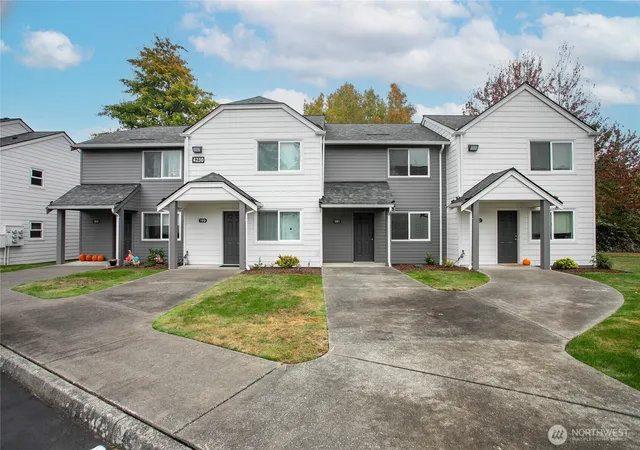 Photo 1 of Condo for sale at 4230 Wintergreen Cir #191, Bellingham, WA 98226 | MLS# NWM2594454 | Listing updated on 2026-10-15