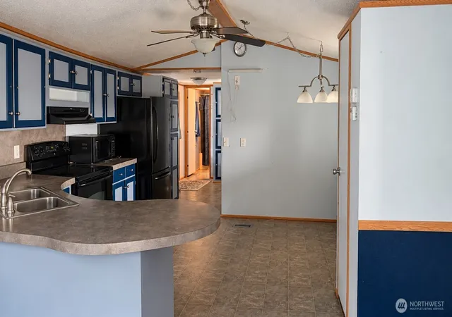 Photo 2 of Manufactured home for sale at 2110 Trosper Rd SW #13, Olympia, WA 98512 | MLS# NWM2594459 | Listing updated on 2026-10-21