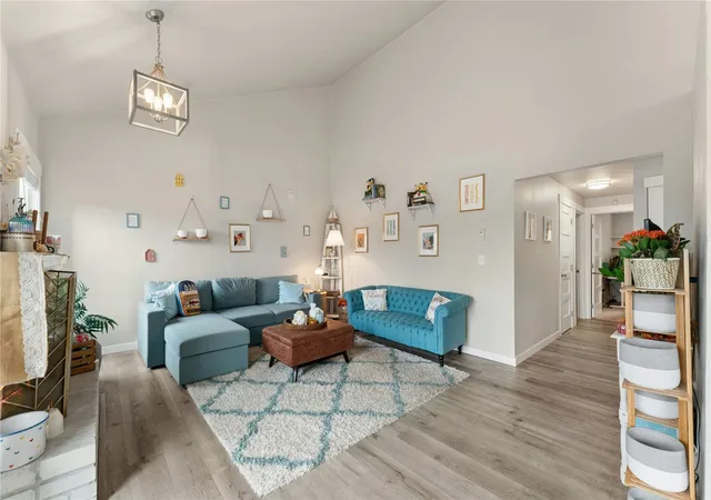 Photo 4 of Condo for sale at 820 Cady Rd #G304, Everett, WA 98203 | MLS# NWM2594475 | Listing updated on 2026-10-16