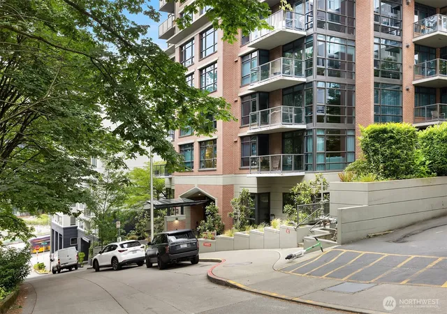 Photo 2 of Condo for sale at 1420 Terry Ave #OU, Seattle, WA 98101 | MLS# NWM2594492 | Listing updated on 2026-10-19