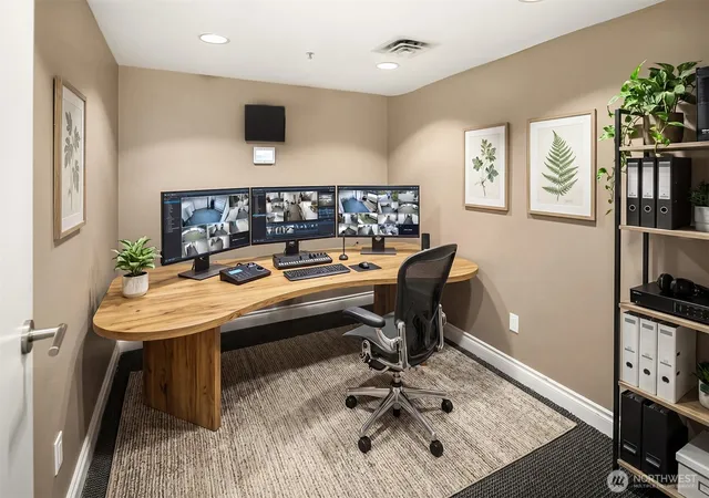 Photo 4 of Condo for sale at 1420 Terry Ave #OU, Seattle, WA 98101 | MLS# NWM2594492 | Listing updated on 2026-10-19