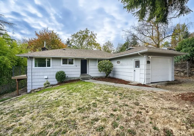 Photo 1 of Single family home for sale at 1017 S 208th Street, Des Moines, WA 98198 | MLS# NWM2594494 | Listing updated on 2026-10-29