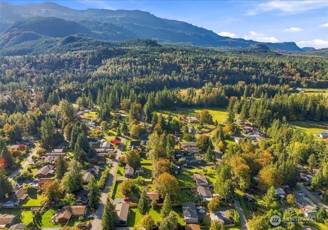 Photo 3 of Manufactured home for sale at 16018 357th Avenue Se, Sultan, WA 98294 | MLS# NWM2594515 | Listing updated on 2026-10-16