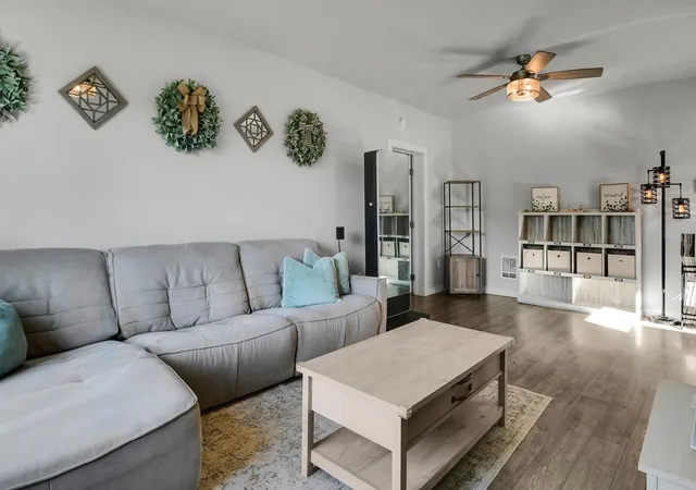 Photo 2 of Single family home for sale at 2417 State St, Everett, WA 98201 | MLS# NWM2594535 | Listing updated on 2026-10-21