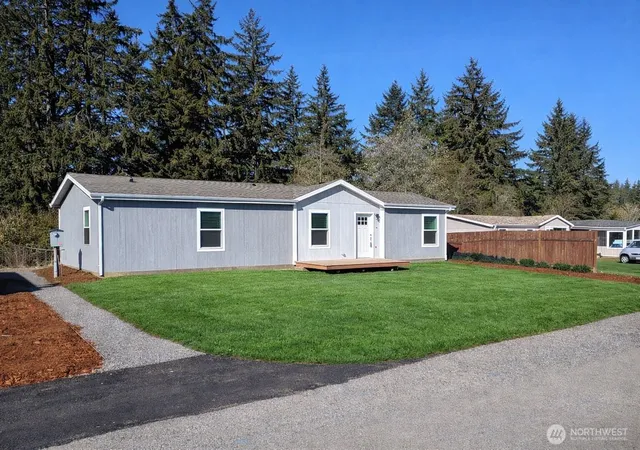 Manufactured home for sale at 11519 199th Avenue E, Bonney Lake, WA 98391 | MLS# NWM2594550