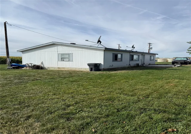 Photo 4 of House for sale at 413 Smith Ln, Mesa, WA 99343 | MLS# NWM2594554 | Listing updated on 2026-10-15