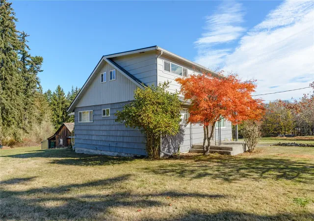 Photo 3 of Sale Pending at 494 Marsden Rd, Port Angeles, WA 98362 | MLS# NWM2594555 | Listing updated on 2026-10-20