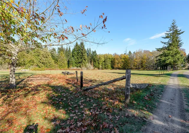 Photo 4 of Sale Pending at 494 Marsden Rd, Port Angeles, WA 98362 | MLS# NWM2594555 | Listing updated on 2026-10-20