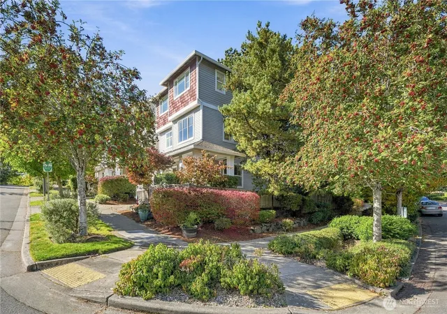 Photo 1 of Single family home for sale at 2800 SW Graham St, Seattle, WA 98126 | MLS# NWM2594563 | Listing updated on 2026-10-15