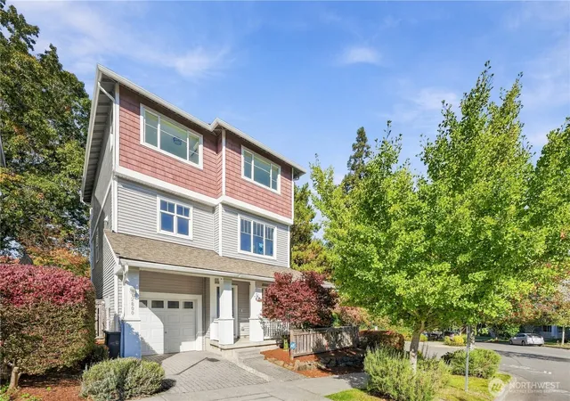 Photo 2 of Single family home for sale at 2800 SW Graham St, Seattle, WA 98126 | MLS# NWM2594563 | Listing updated on 2026-10-15