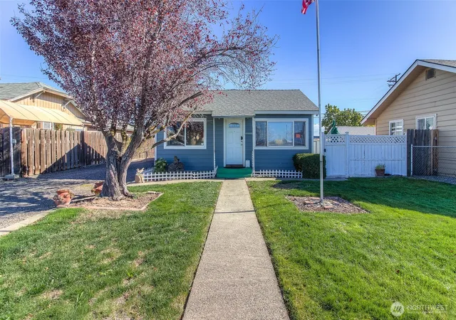 Photo 1 of Single family home for sale at 3209 S 2nd Street, Union Gap, WA 98903 | MLS# NWM2594568 | Listing updated on 2026-10-16