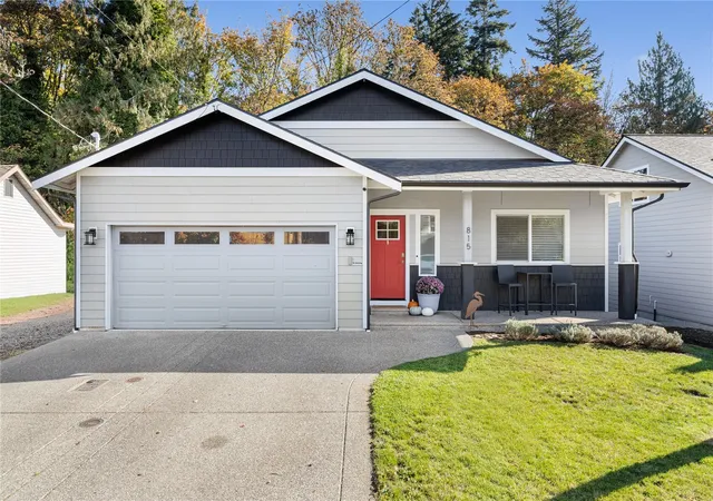 Single family home for sale at 815 Hull Ave, Port Orchard, WA 98366 | MLS# NWM2594579