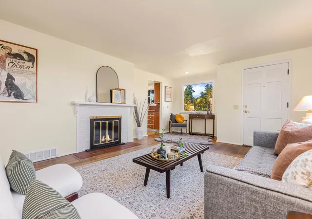 Photo 2 of Single family home for sale at 15910 1st Avenue NW, Shoreline, WA 98177 | MLS# NWM2594588 | Listing updated on 2026-10-26