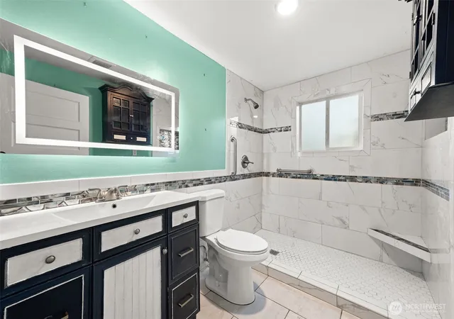 Photo 3 of Single family home for sale at 1300 Simpson Ave, Aberdeen, WA 98520 | MLS# NWM2594620 | Listing updated on 2026-10-19