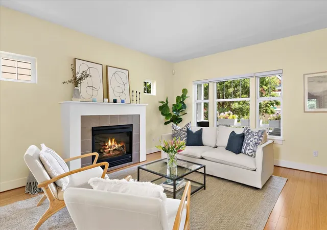 Photo 3 of Single family home for sale at 5925 31st Avenue SW, Seattle, WA 98126 | MLS# NWM2594624 | Listing updated on 2026-10-16