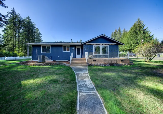 Photo 3 of Manufactured home for sale at 550 E Budd Dr, Shelton, WA 98584 | MLS# NWM2594643 | Listing updated on 2026-10-30