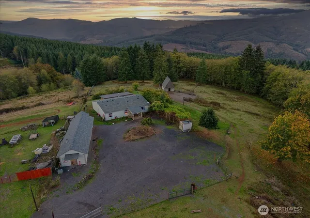 Manufactured home for sale at 424 Maranatha Rd, Kelso, WA 98626 | MLS# NWM2594647