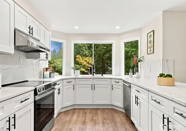 Photo 3 of Single family home for sale at 24528 SE 43rd Place, Sammamish, WA 98029 | MLS# NWM2594648 | Listing updated on 2026-10-15