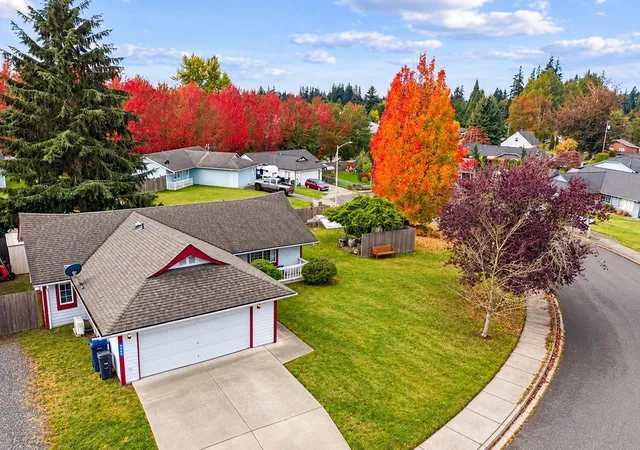 Single family home for sale at 6630 88th Place NE, Marysville, WA 98270 | MLS# NWM2594680