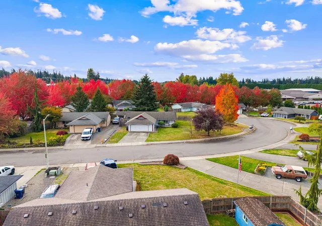 Photo 3 of Single family home for sale at 6630 88th Place NE, Marysville, WA 98270 | MLS# NWM2594680 | Listing updated on 2026-10-19