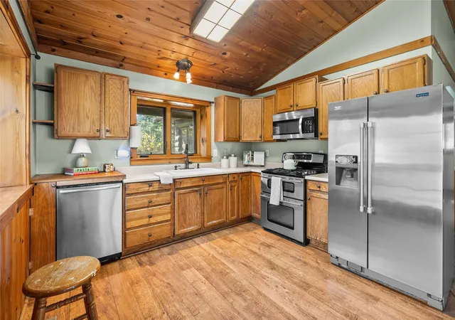 Photo 4 of Single family home for sale at 6390 Siper Rd, Everson, WA 98247 | MLS# NWM2594684 | Listing updated on 2026-10-23