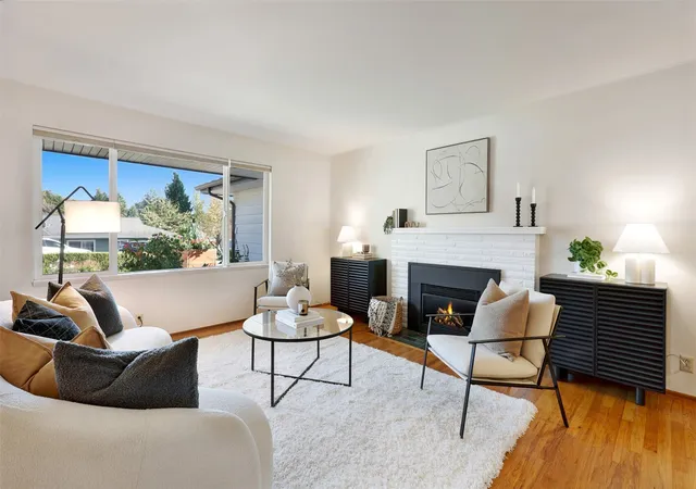 Photo 4 of Sale Pending at 18119 43rd Avenue S, Sea Tac, WA 98188 | MLS# NWM2594710 | Listing updated on 2026-10-21