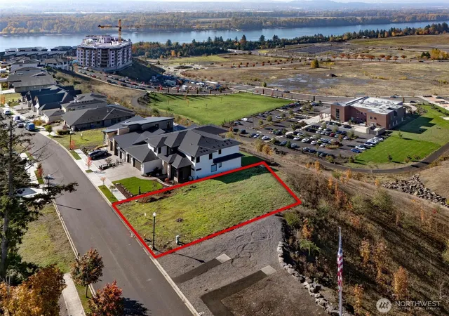Photo 4 of Single family home for sale at 4402 SE Ascension Dr, Camas, WA 98607 | MLS# NWM2594733 | Listing updated on 2026-10-15