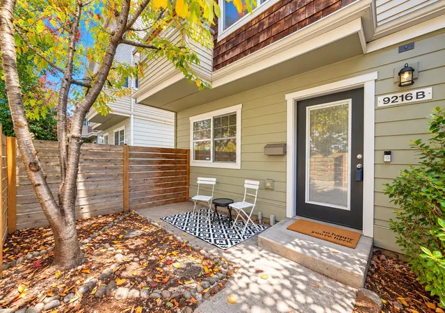 Photo 2 of Townhouse for sale at 9216 Stone Ave N #B, Seattle, WA 98103 | MLS# NWM2594734 | Listing updated on 2026-10-16
