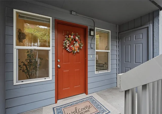 Condo for sale at 500 National Ave N #11, Bremerton, WA 98312 | MLS# NWM2594746
