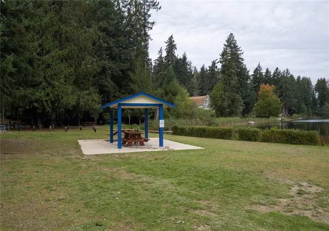 Photo 4 of Manufactured home for sale at 19518 28th Street SW, Lakebay, WA 98349 | MLS# NWM2594777 | Listing updated on 2026-10-18