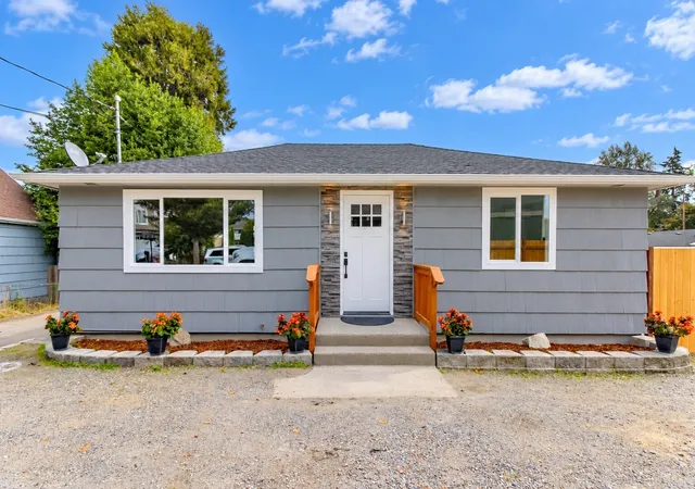 Single family home for sale at 7827 S G St, Tacoma, WA 98408 | MLS# NWM2594784