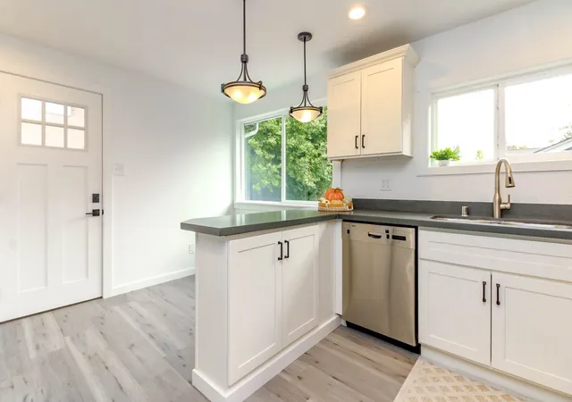 Photo 2 of Single family home for sale at 7827 S G St, Tacoma, WA 98408 | MLS# NWM2594784 | Listing updated on 2026-10-16