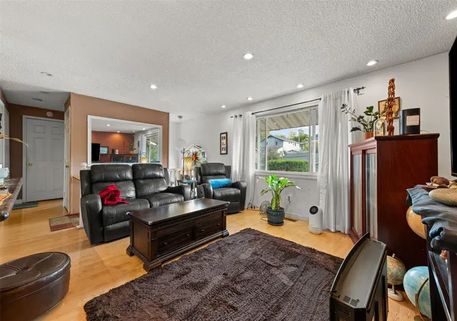 Photo 3 of Sale Pending at 4057 30th Avenue S, Seattle, WA 98108 | MLS# NWM2594799 | Listing updated on 2026-10-26