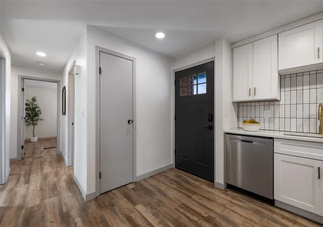 Photo 1 of Single family home for sale at 5126 N 41st Street, Tacoma, WA 98407 | MLS# NWM2594824 | Listing updated on 2026-10-23