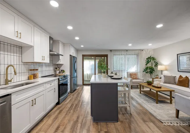 Photo 3 of Single family home for sale at 5126 N 41st Street, Tacoma, WA 98407 | MLS# NWM2594824 | Listing updated on 2026-10-23
