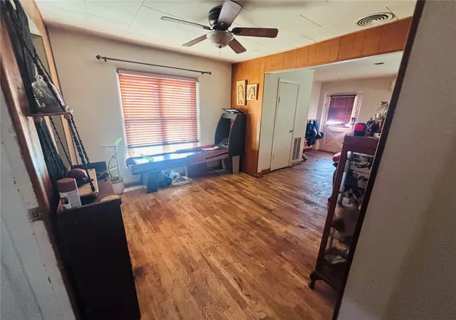 Photo 4 of Single family home for sale at 709 Ernst St, Walla Walla, WA 99362 | MLS# NWM2594840 | Listing updated on 2026-10-19