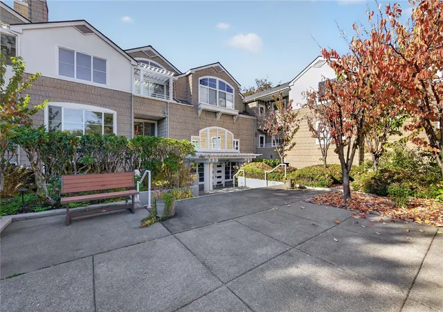 Photo 2 of Condo for sale at 22005 6th Avenue S #201, Des Moines, WA 98198 | MLS# NWM2594846 | Listing updated on 2026-10-18