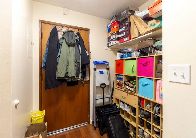 Photo 4 of Condo for sale at 13433 Roosevelt Way N #102, Seattle, WA 98133 | MLS# NWM2594856 | Listing updated on 2026-10-23