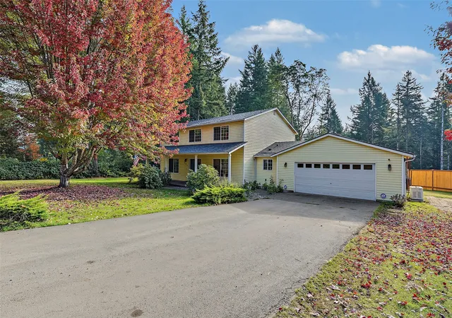 Single family home for sale at 221 195 Avenue SW, Lakebay, WA 98349 | MLS# NWM2594873