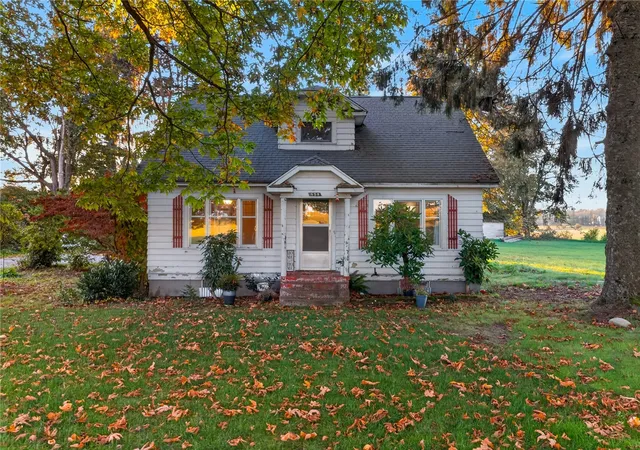 Single family home for sale at 8596 District Line Rd, Burlington, WA 98233 | MLS# NWM2594881