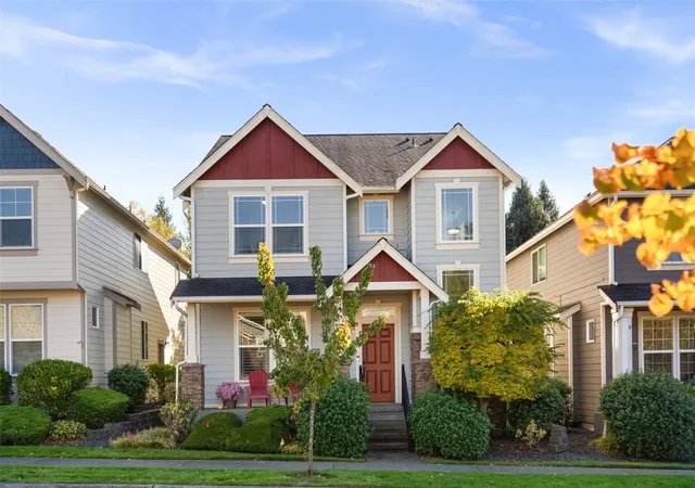 Single family home for sale at 3112 Highlands Blvd, Puyallup, WA 98372 | MLS# NWM2594884