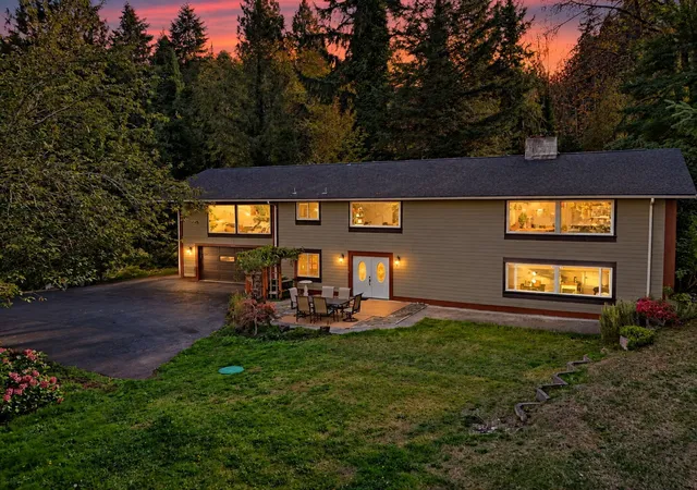 Single family home for sale at 1312 12th Street SE, Puyallup, WA 98372 | MLS# NWM2594886