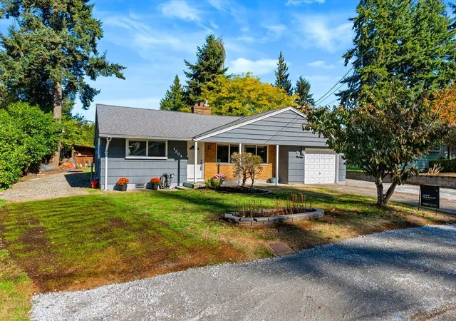Single family home for sale at 1204 N 172nd Street, Shoreline, WA 98133 | MLS# NWM2594897