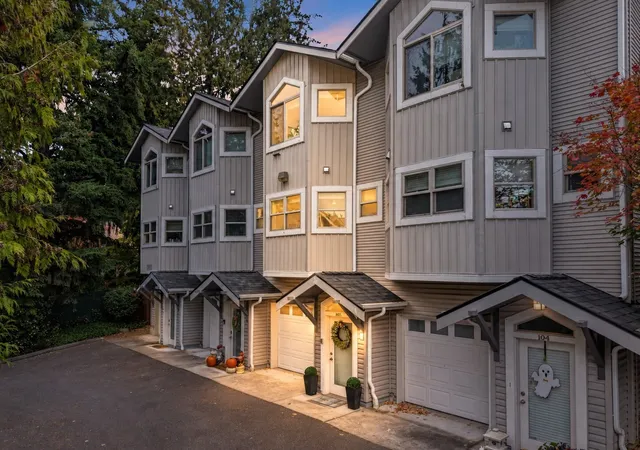 Townhouse for sale at 11570 Stone Ave N #103A, Seattle, WA 98133 | MLS# NWM2594898