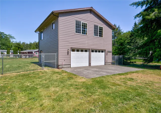 Photo 3 of Single family home for sale at 3331 239th Place, Ocean Park, WA 98640 | MLS# NWM2594909 | Listing updated on 2026-10-17