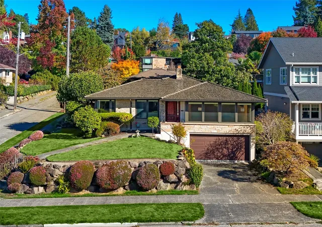 Photo 1 of Sale Pending at 1956 Clise Pl W, Seattle, WA 98199 | MLS# NWM2594910 | Listing updated on 2026-10-28