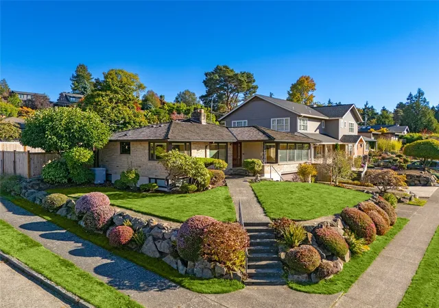 Photo 1 of Sale Pending at 1956 Clise Pl W, Seattle, WA 98199 | MLS# NWM2594910 | Listing updated on 2026-10-28