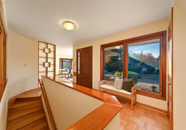 Photo 2 of Sale Pending at 1956 Clise Pl W, Seattle, WA 98199 | MLS# NWM2594910 | Listing updated on 2026-10-28