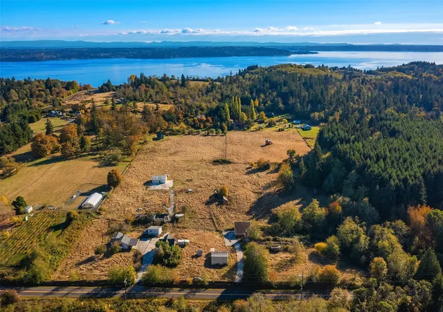 Photo 1 of Single family home for sale at 6113 Sw 240th Street, Vashon, WA 98070 | MLS# NWM2594911 | Listing updated on 2026-10-27