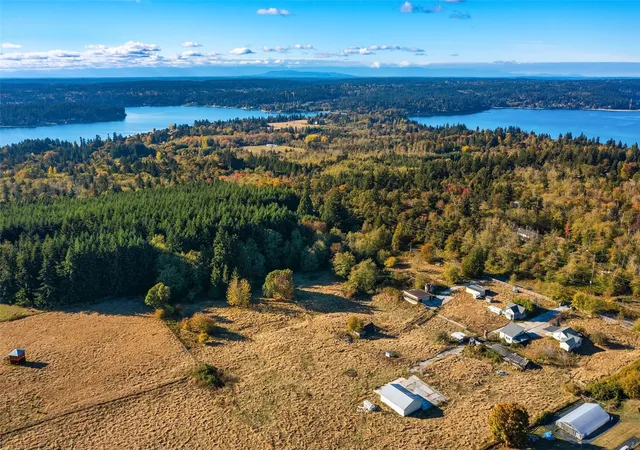 Photo 3 of Single family home for sale at 6113 SW 240th Street, Vashon, WA 98070 | MLS# NWM2594911 | Listing updated on 2026-10-27